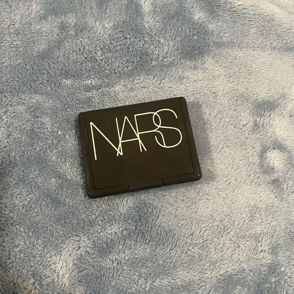 Nars Powder Blush - Orgasm - Picture 2 of 2